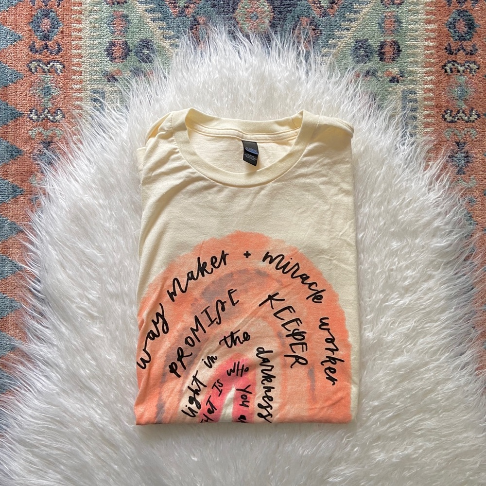 {faith} way maker rainbow boho short sleeve tee - Picture 5 of 9